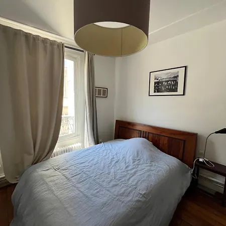 Bright Charming Room In A Shared Flat In The 11Th アパート